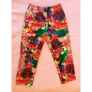 VINTAGE Cropped Tropical Parrot Pants!!